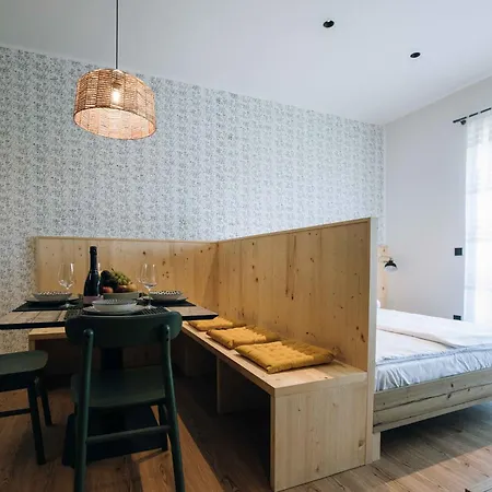 Апартаменты Postcard Country *